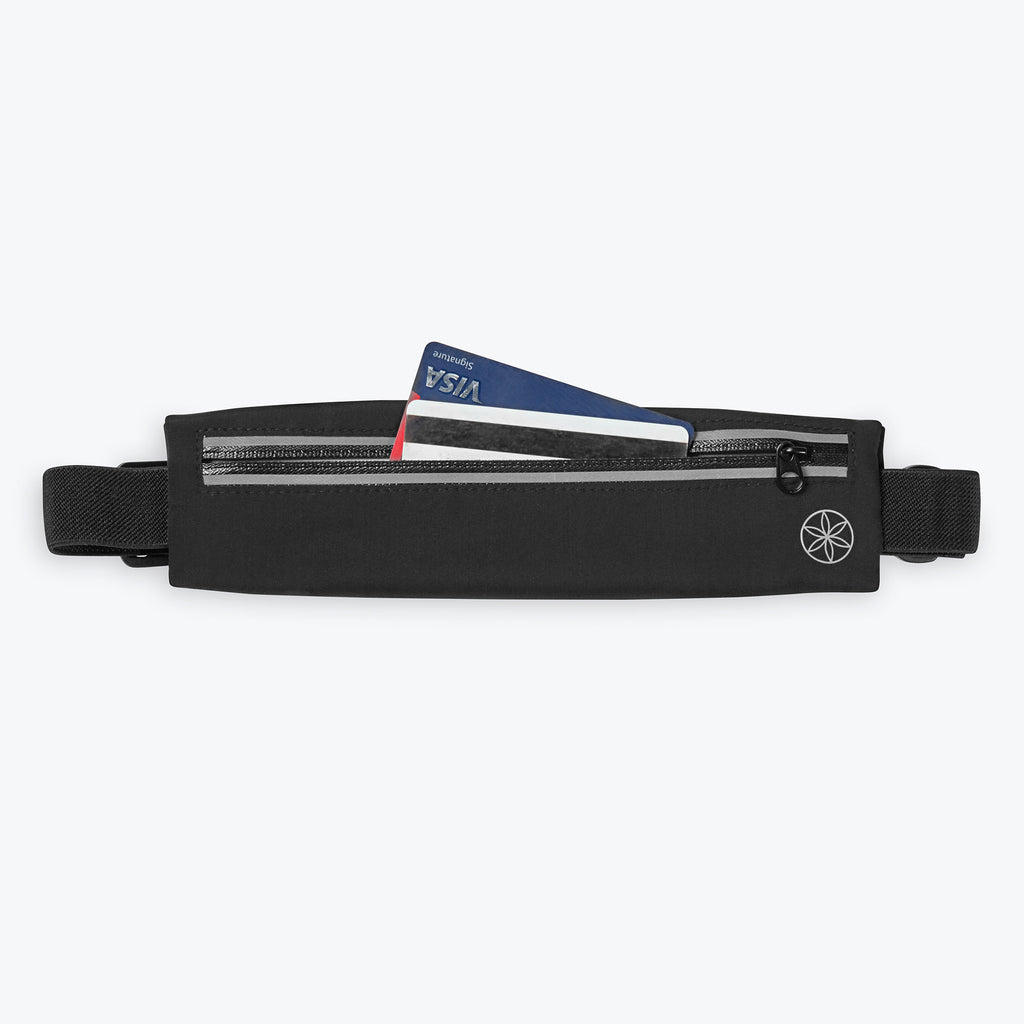 credit cards fitting inside of stash it belt