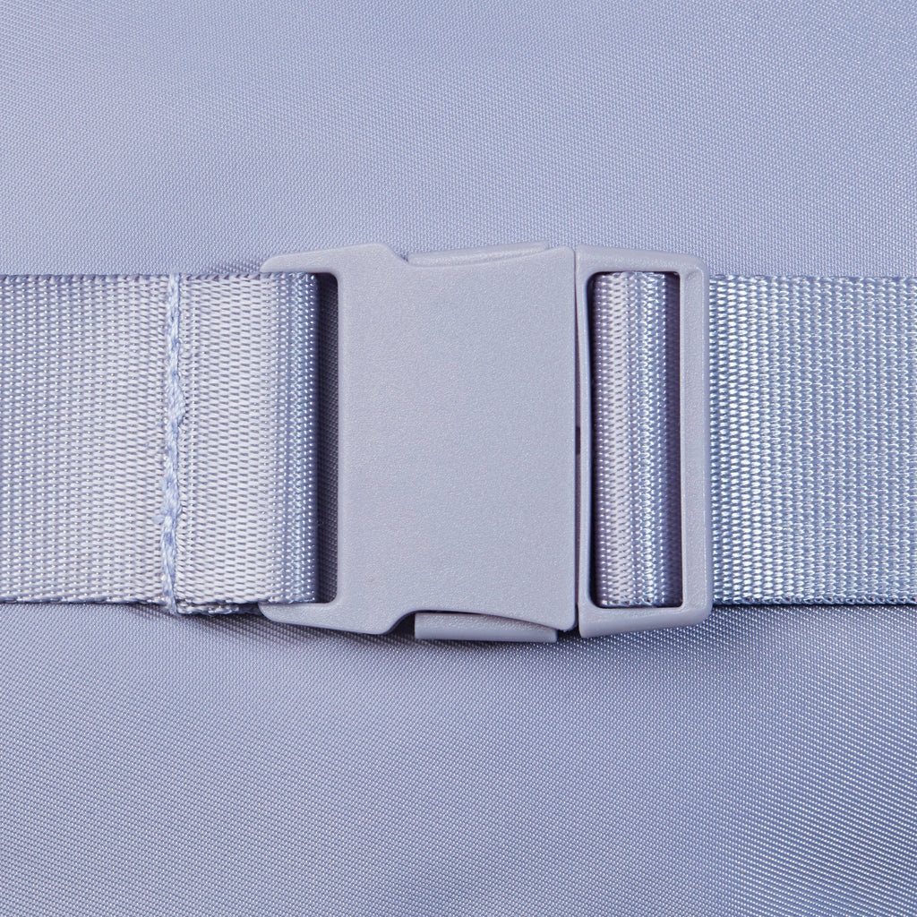 Go For It Waist Pack Deep Thistle buckle closeup