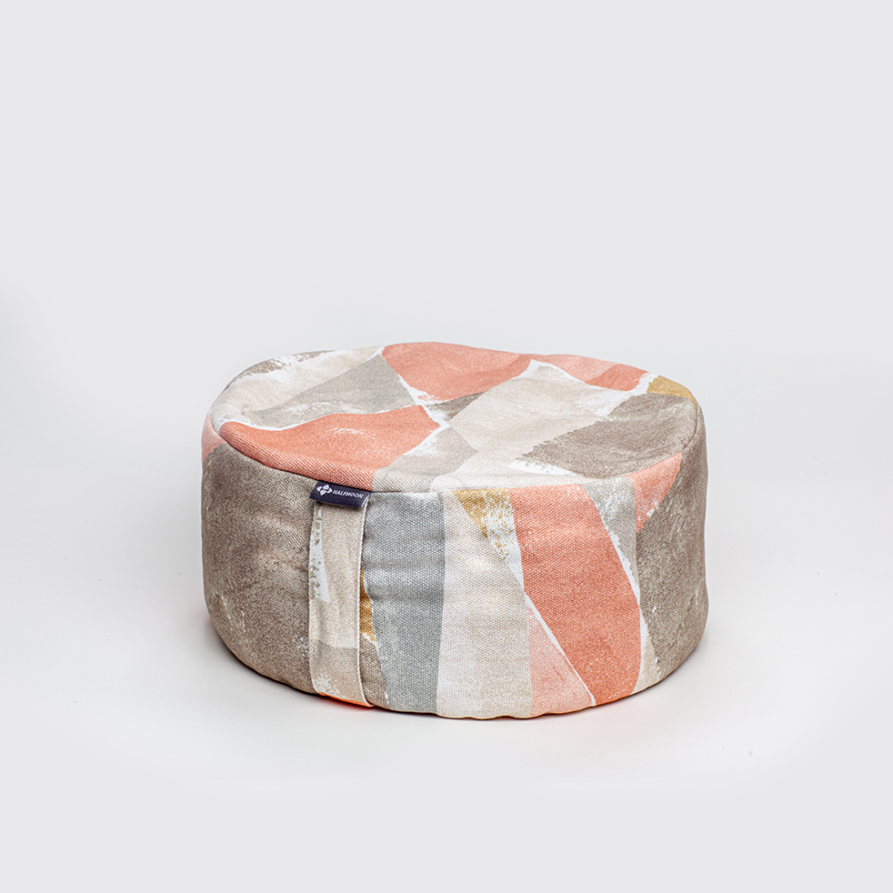 Halfmoon Mod Meditation Cushion Dunes