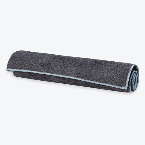  Gaiam Yoga Towel - Mat Sized Active Dry Non Slip Moisture  Wicking Sweat Absorbent Microfiber Hot Yoga Towel for Women & Men